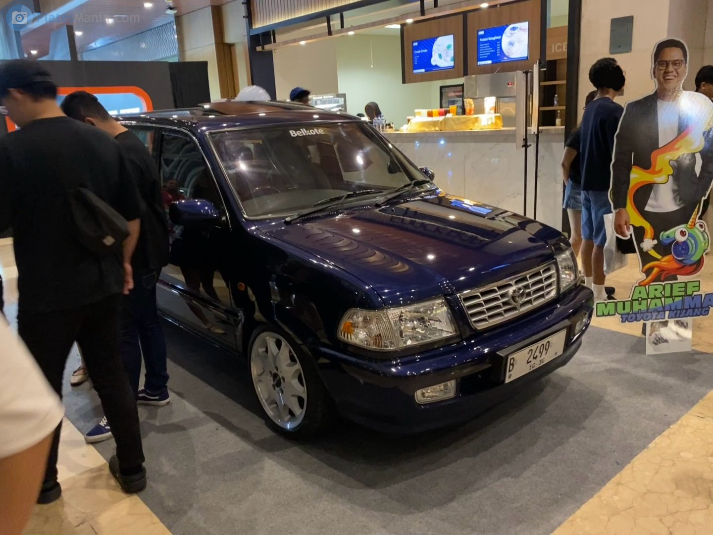 B 2499, Toyota Kijang 4th gen MPV (F60/F70/F80), 1996–2004