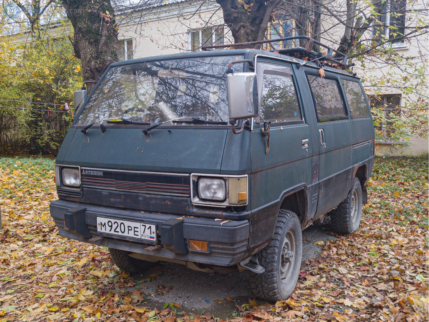 м 920 ре 71, Mitsubishi Delica 3rd gen Star Wagon, 1986­–1990