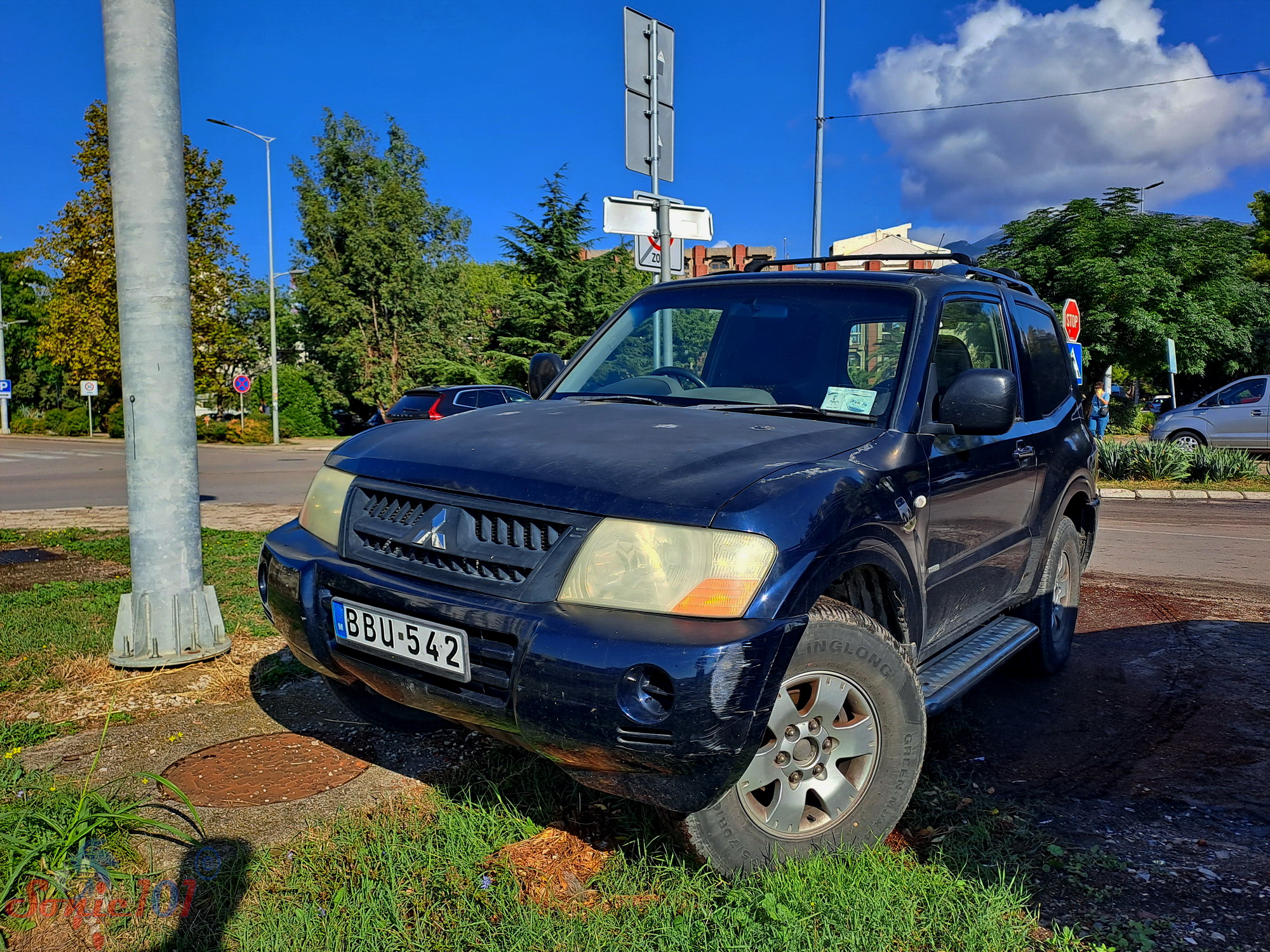 BBU 542, Mitsubishi Shogun 3rd gen 3-door SUV (V60), 2000–2006