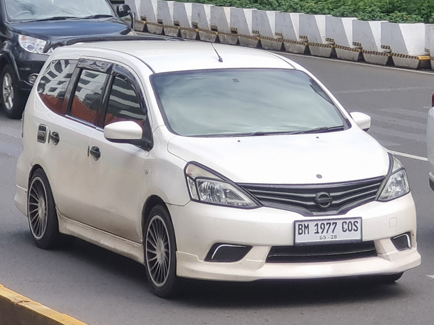 BM 1977 COS, Nissan Livina 1st gen Grand Livina (Geniss) (L11), facelift, 2013–2020