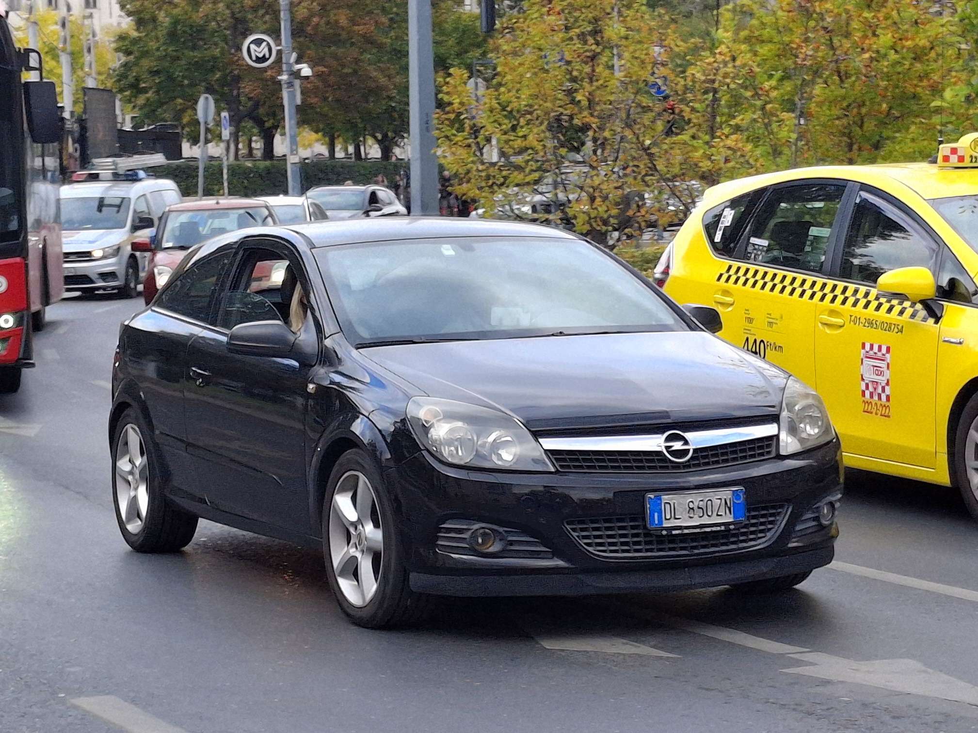 DL 850 ZN, Opel Astra 3rd gen GTC 3-door Hatch (H; A04), 2005–2011
