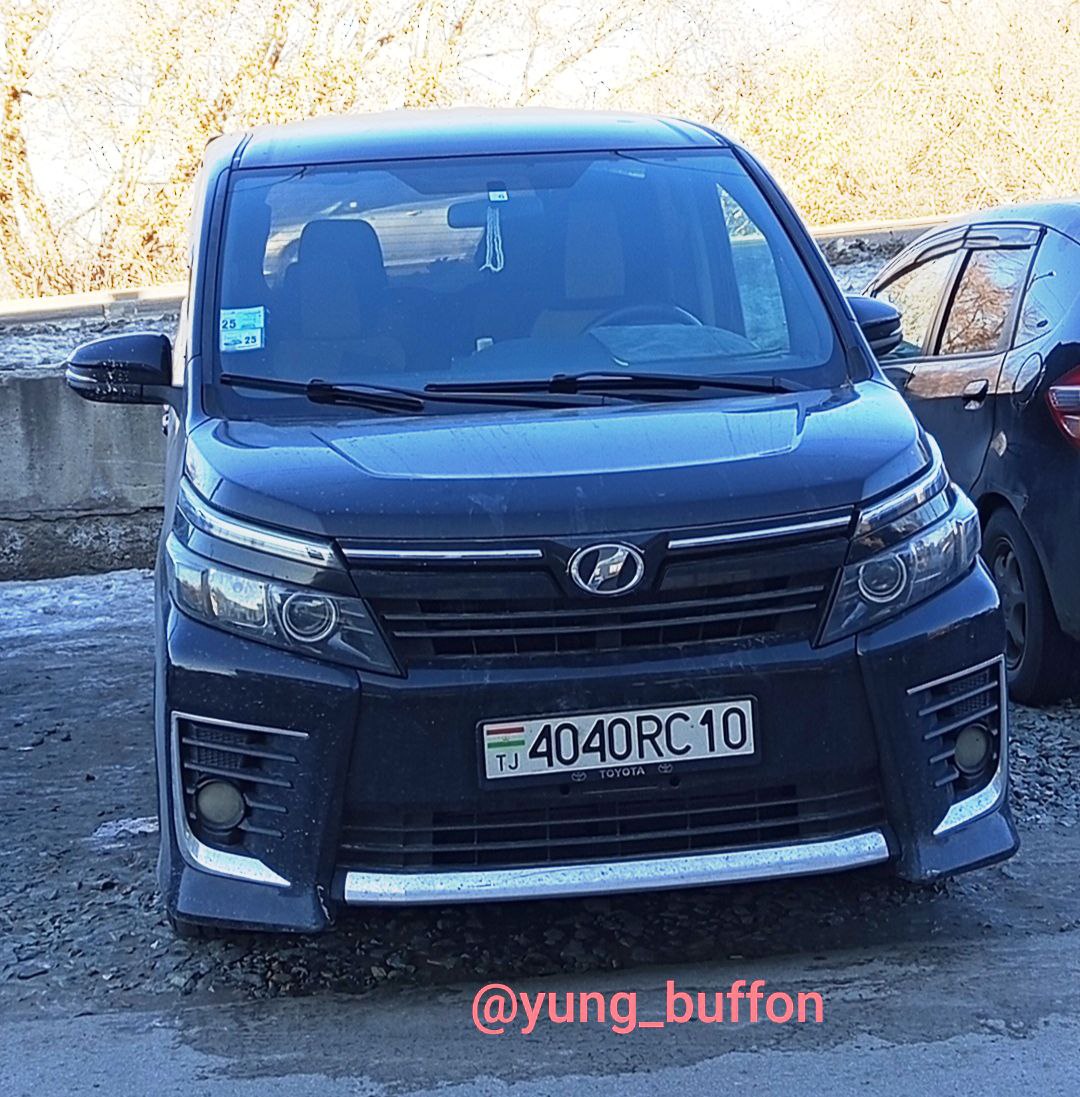 4040RC10, Toyota Voxy 3rd gen (R80), 2014–2021