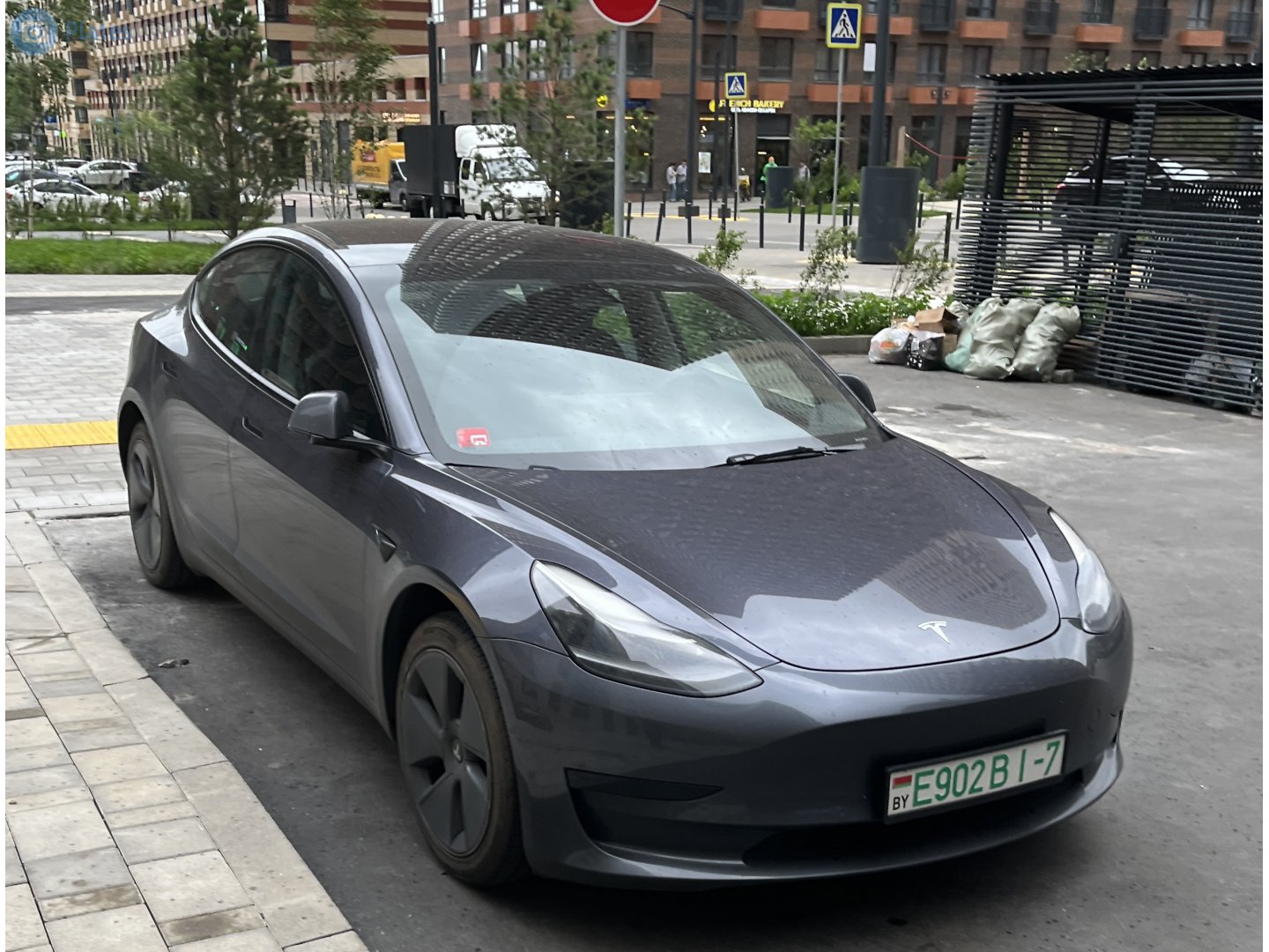 E902 BI-7, Tesla Model 3 1st gen (5YJ3), 2017–2023