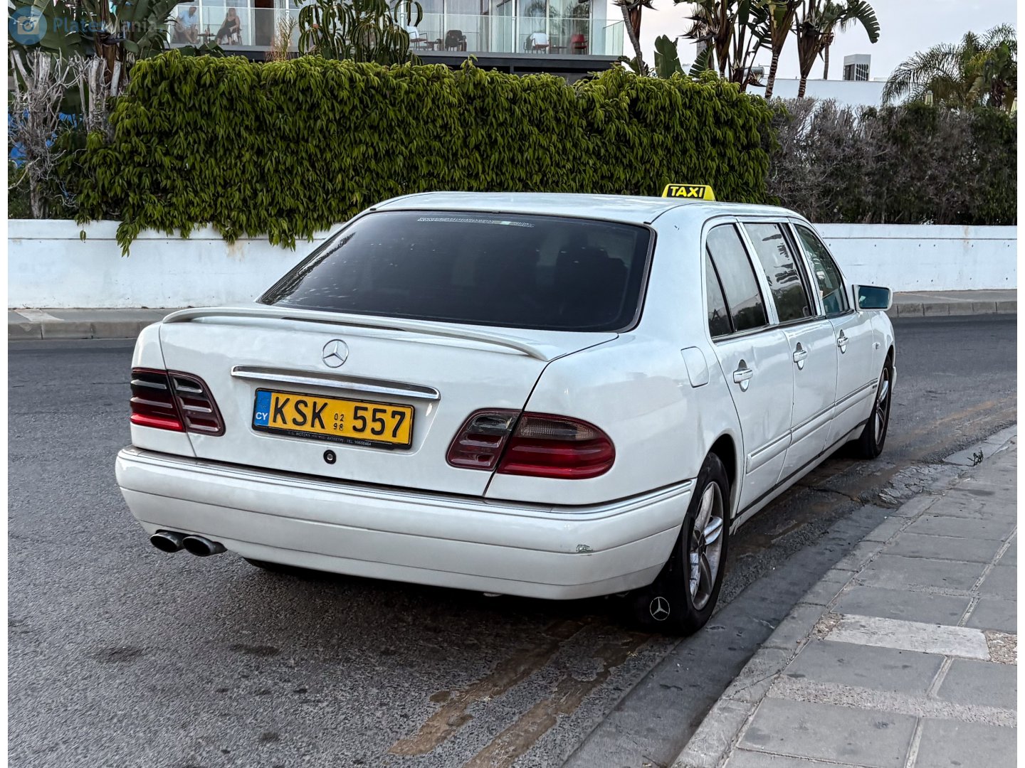 KSK 557, Mercedes-Benz E-Klasse 2nd gen Stretch (V210), 1996–2003