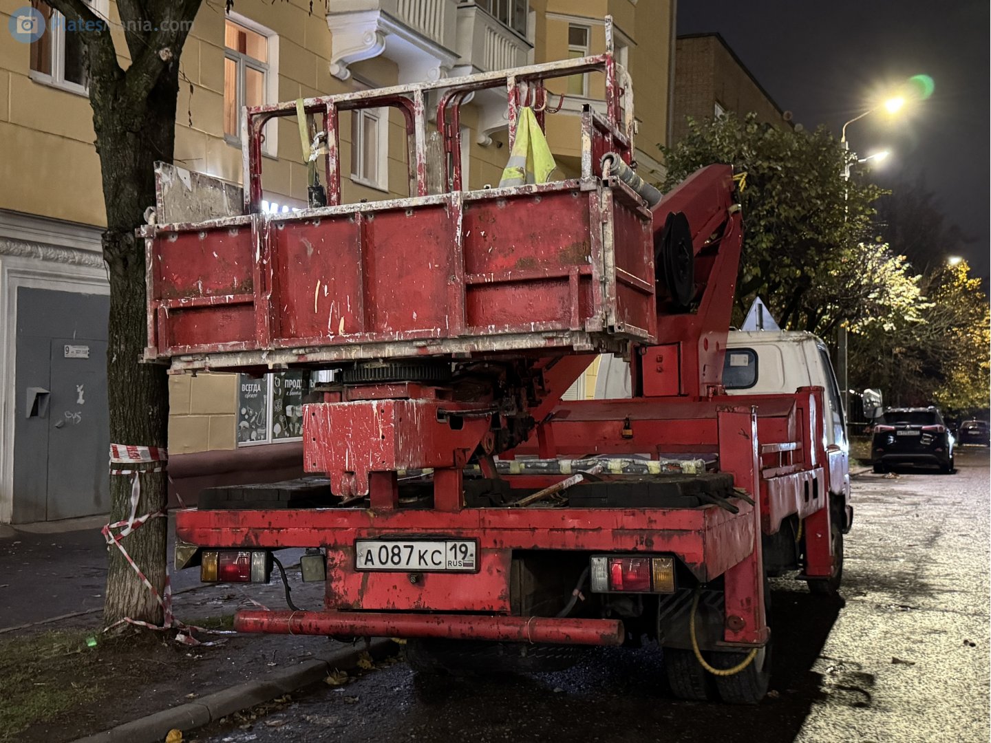 а 087 кс 19, Isuzu Elf 5th gen, 1993–2004