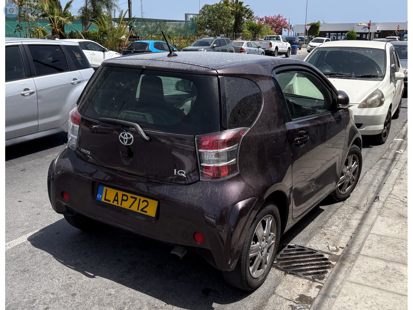 LAP 712, Toyota iQ 1st gen (AJ10), 2008–2016