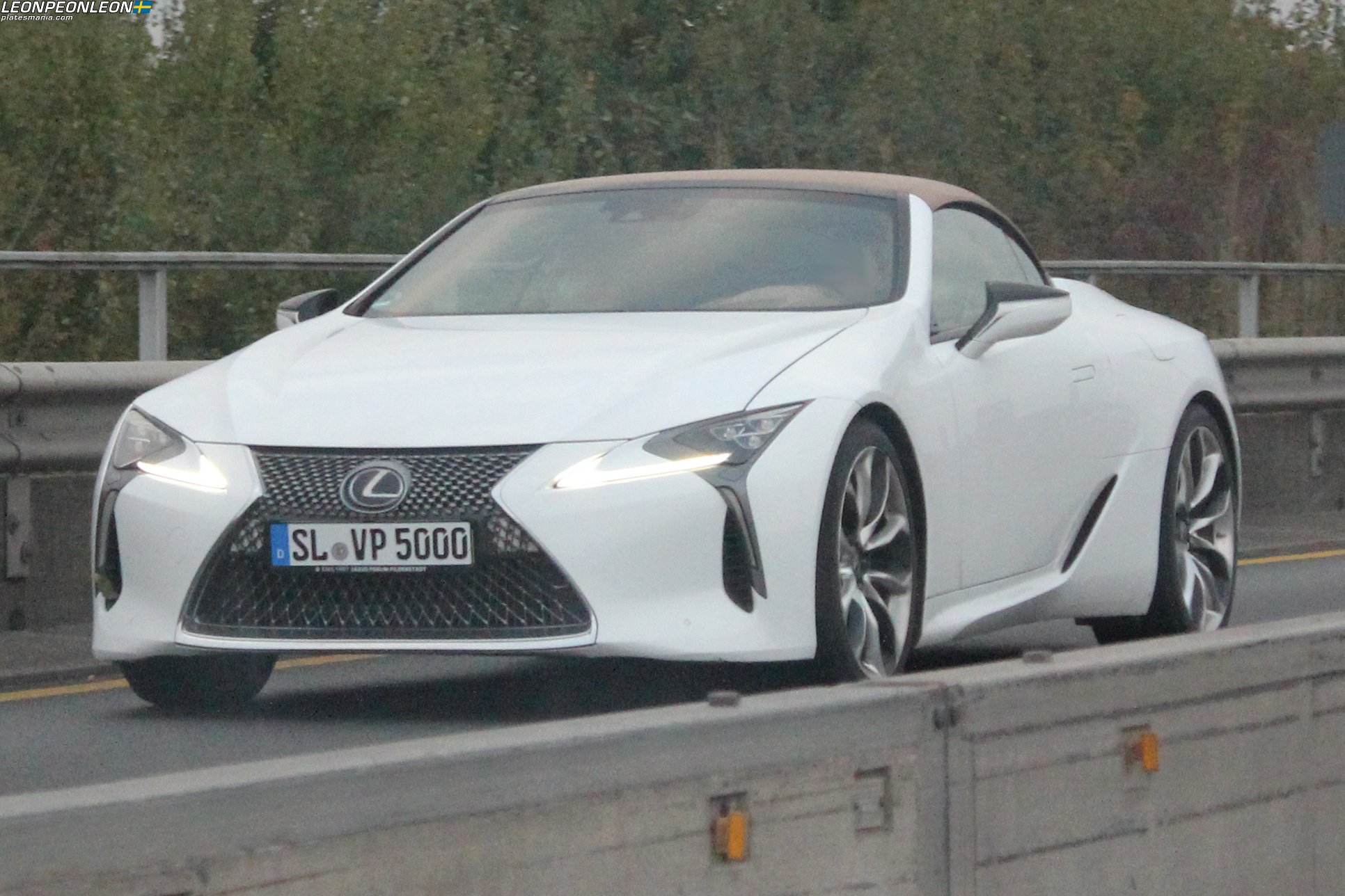 SL VP 5000, Lexus LC Convertible (URZ100/GWZ100), 2021–