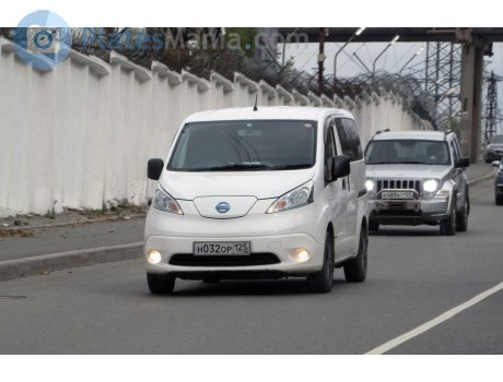 н032ор125, Nissan NV200