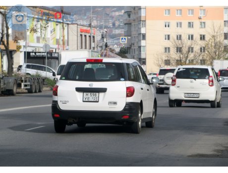 н598уе125, Nissan AD