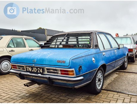 TN-JD-24, Opel Commodore