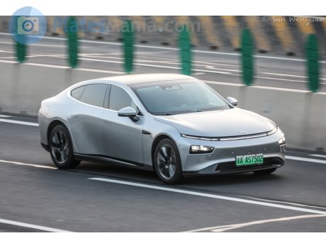 京A·AS7502, XPeng P7