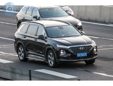 京N·9QG35, Hyundai Santa Fe