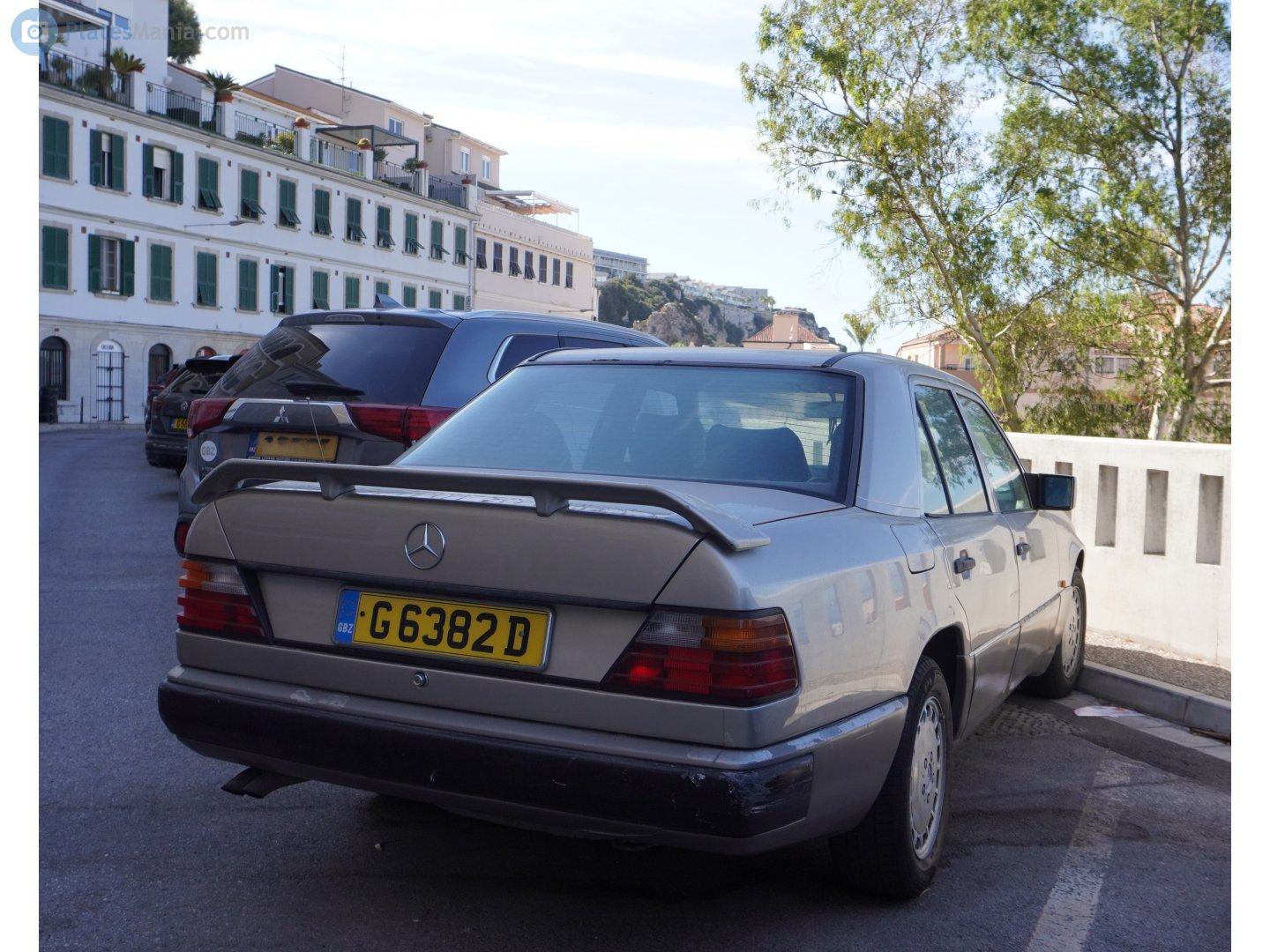 G 6382 D, Mercedes-Benz E-Klasse 1st gen Sedan (W124), 1984­–1995