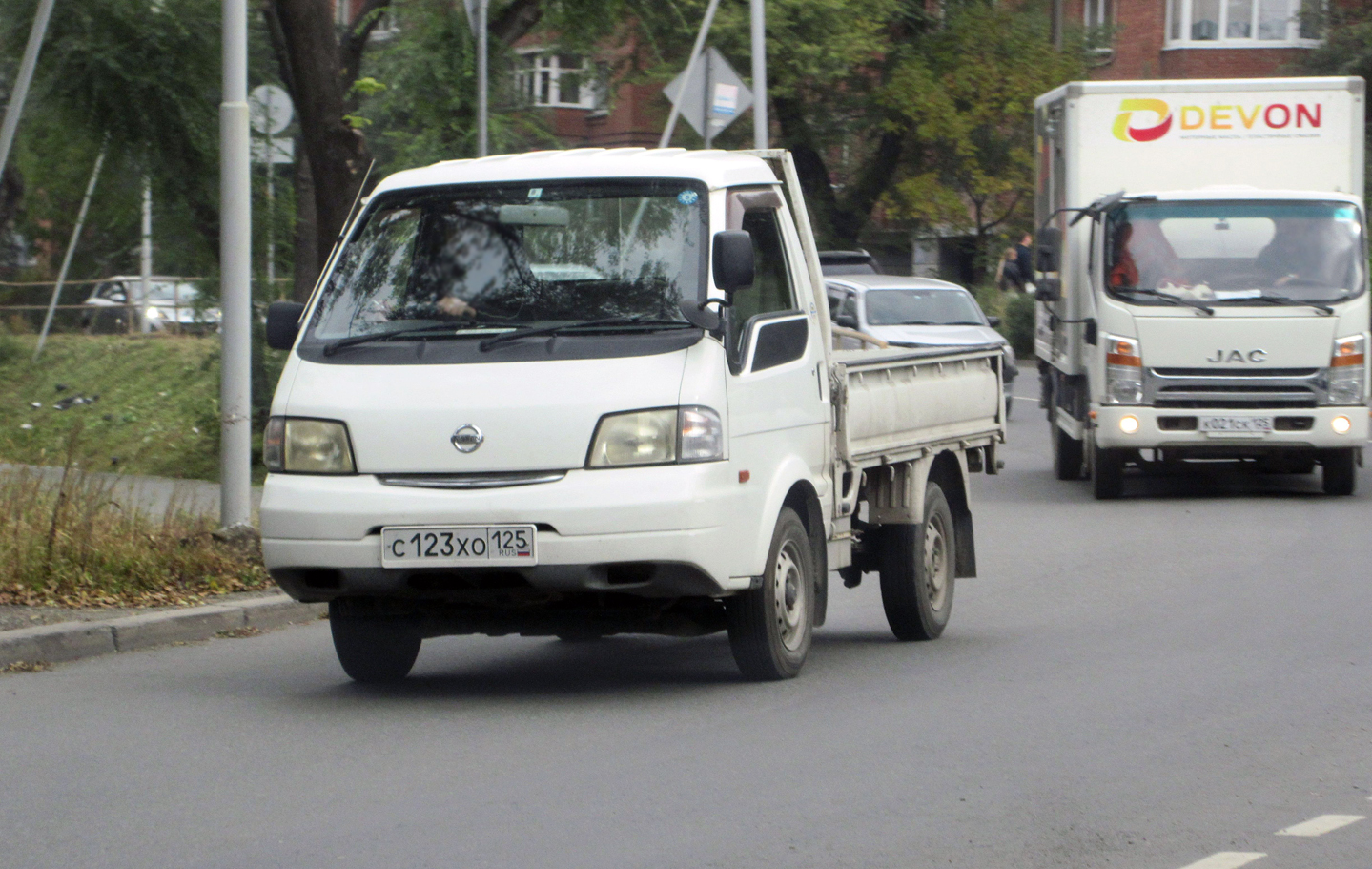 с 123 хо 125, Nissan Vanette 4th gen Truck (S21), 1999–2016