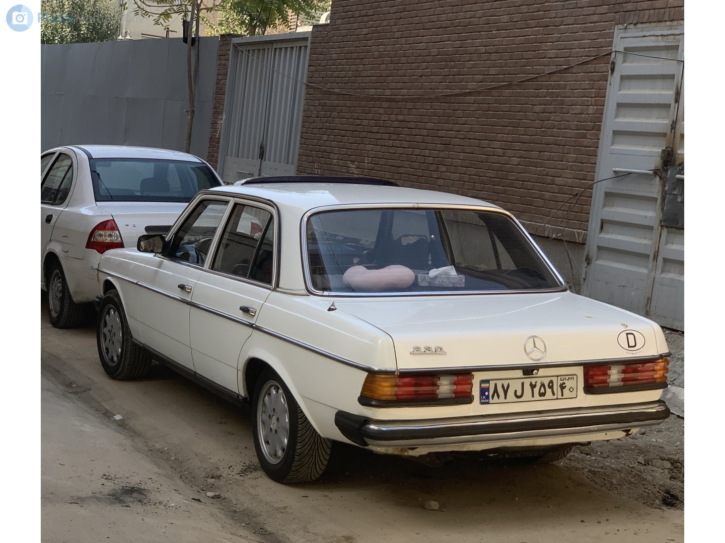 ۸۷ل۲۵۹ ۴۰, Mercedes-Benz E-Klasse 200–300 Sedan (W123), 1975­–1986