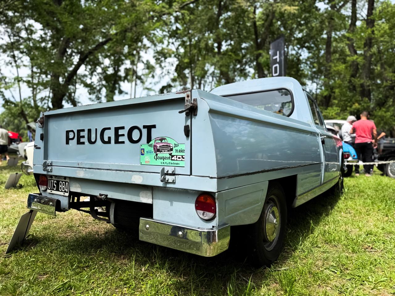 UTS 884, Peugeot 404 Pick-Up, 1969–1979