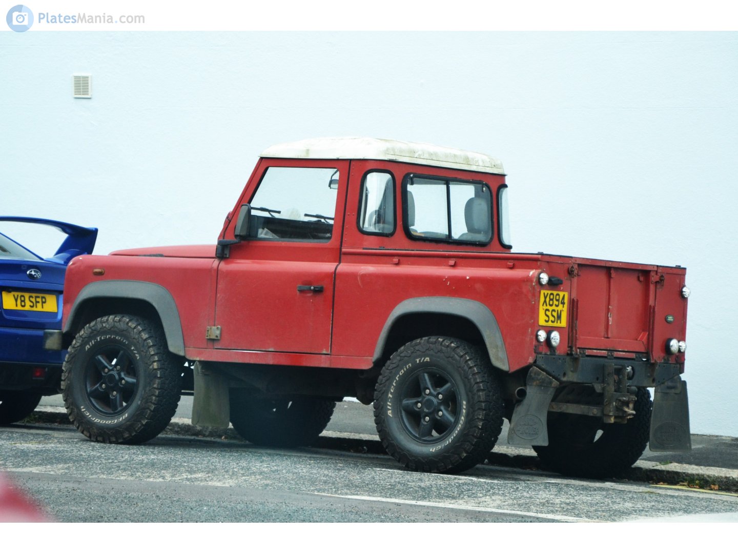 X894SSM, Land Rover Defender 1st gen 90