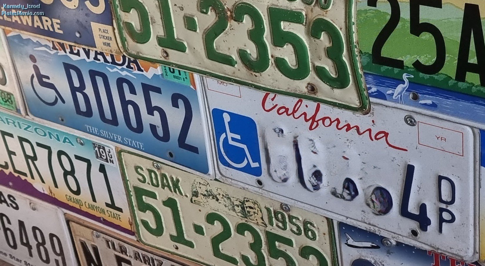 B0652, License plate without vehicle 