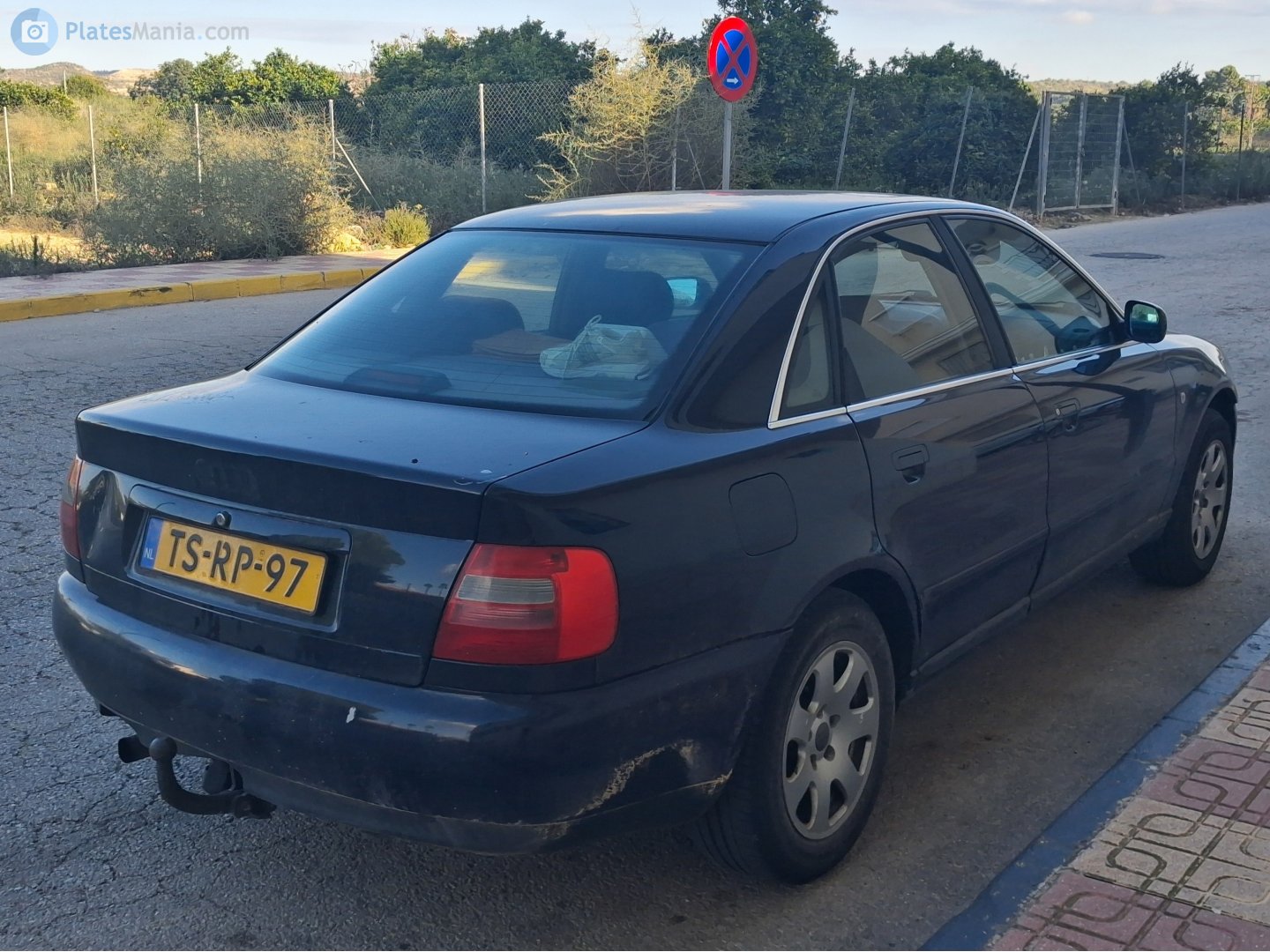 TS-RP-97, Audi A4 1st gen Sedan (B5/8D2), 1994–2000