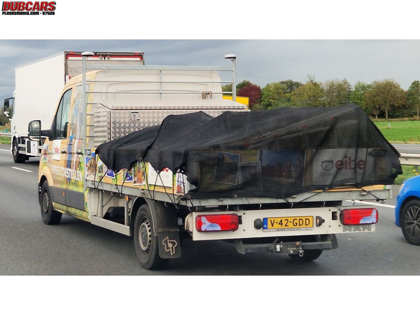 V-42-GDD, MAN TGE 1st gen Double Cab (UZ), 2017–