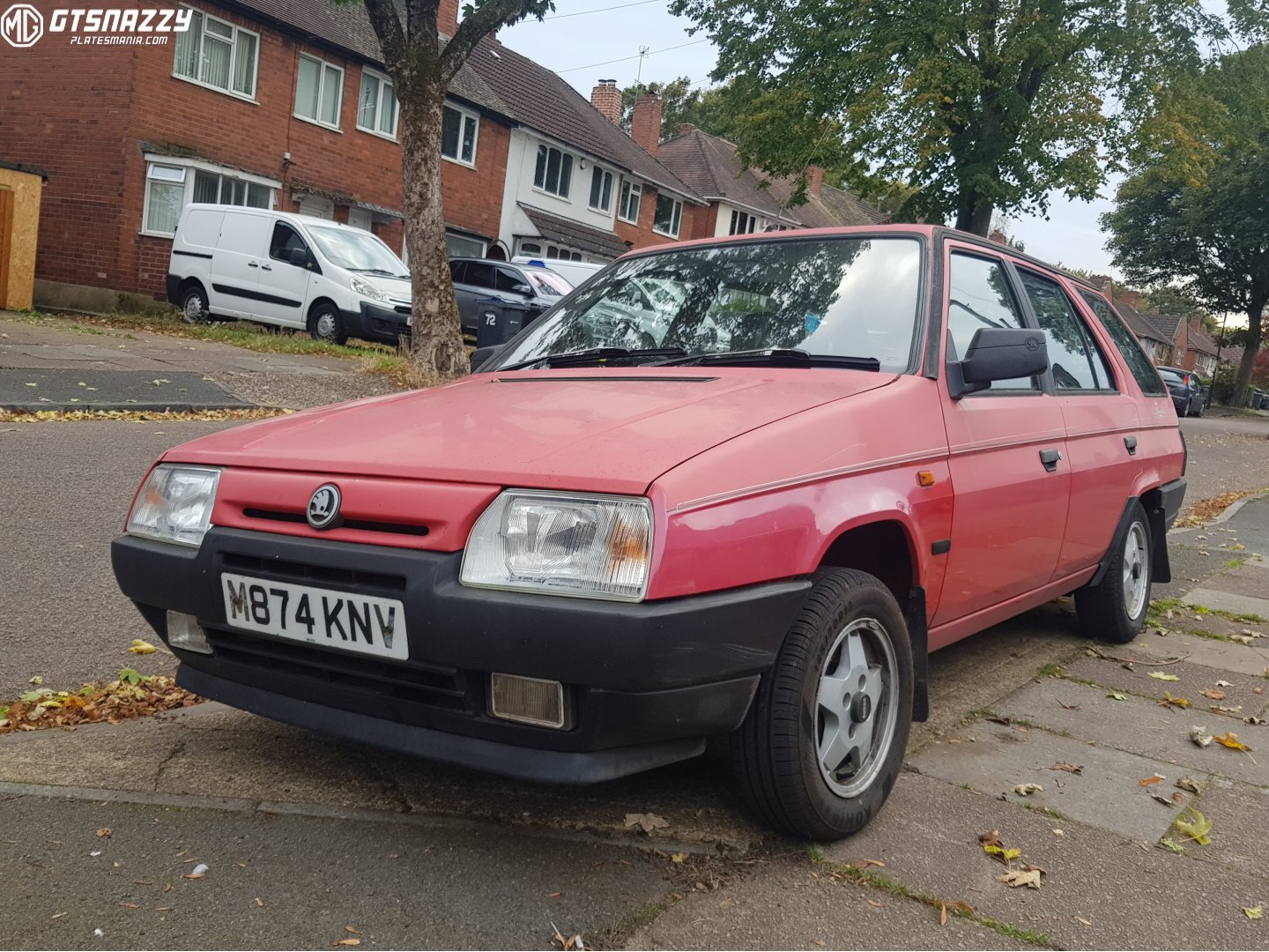 M874KNV, Skoda Favorit 1st gen Estate (Type 785; UK-market), 1990–1995