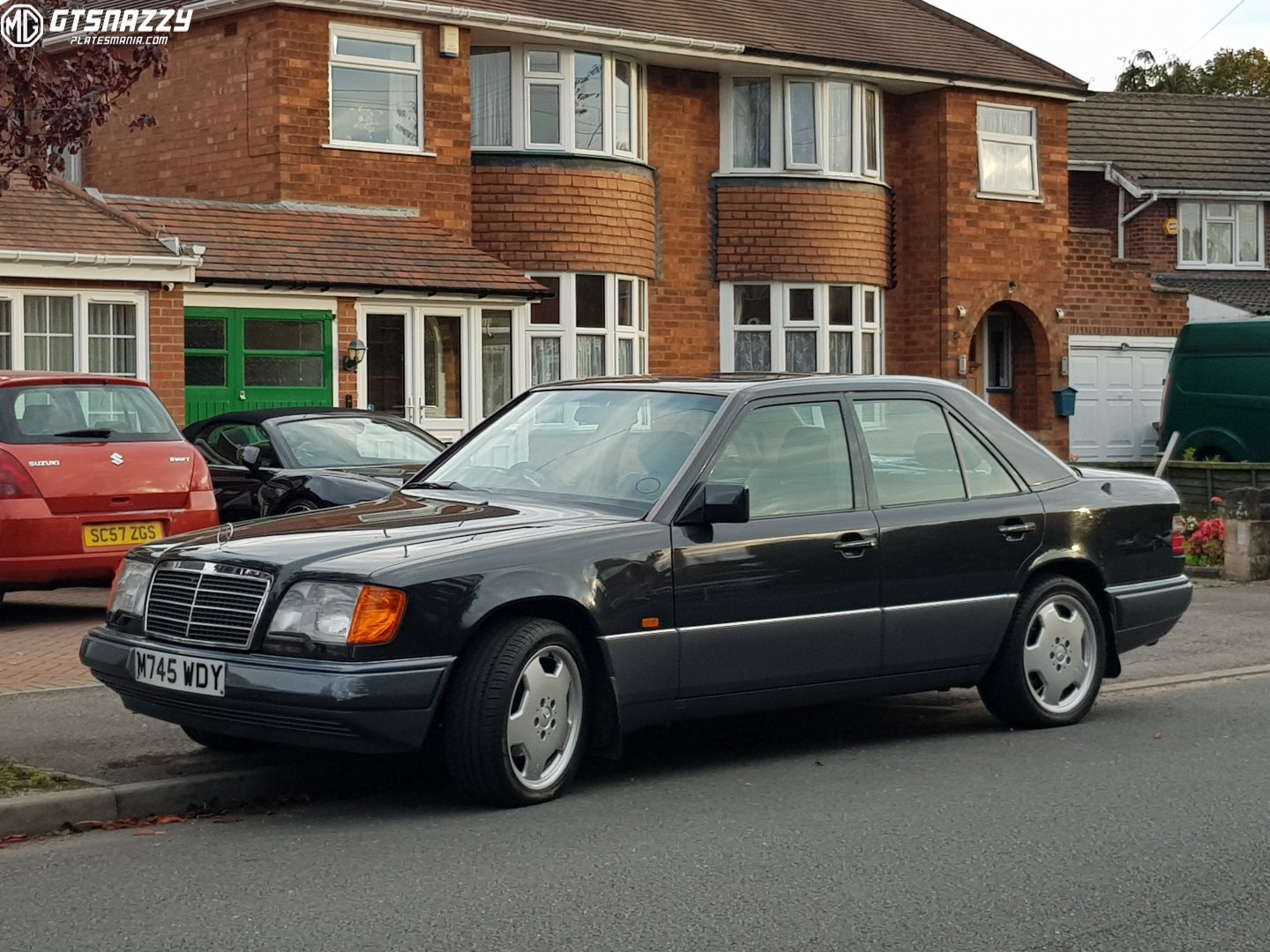 M745WDY, Mercedes-Benz E-Klasse 1st gen Sedan (W124), 1984­–1995