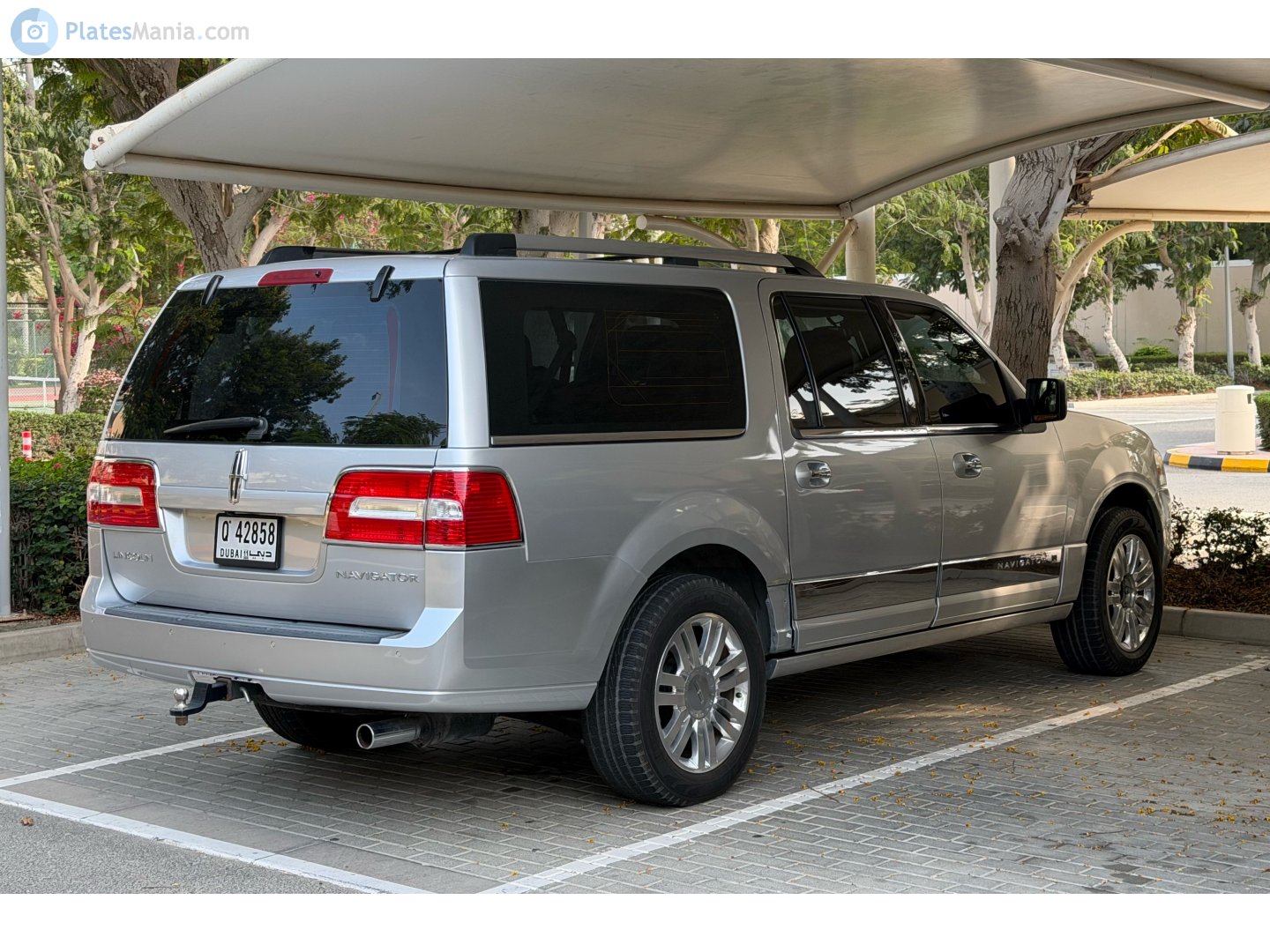 Q 42858, Lincoln Navigator 3rd gen (U326), 2006–2014