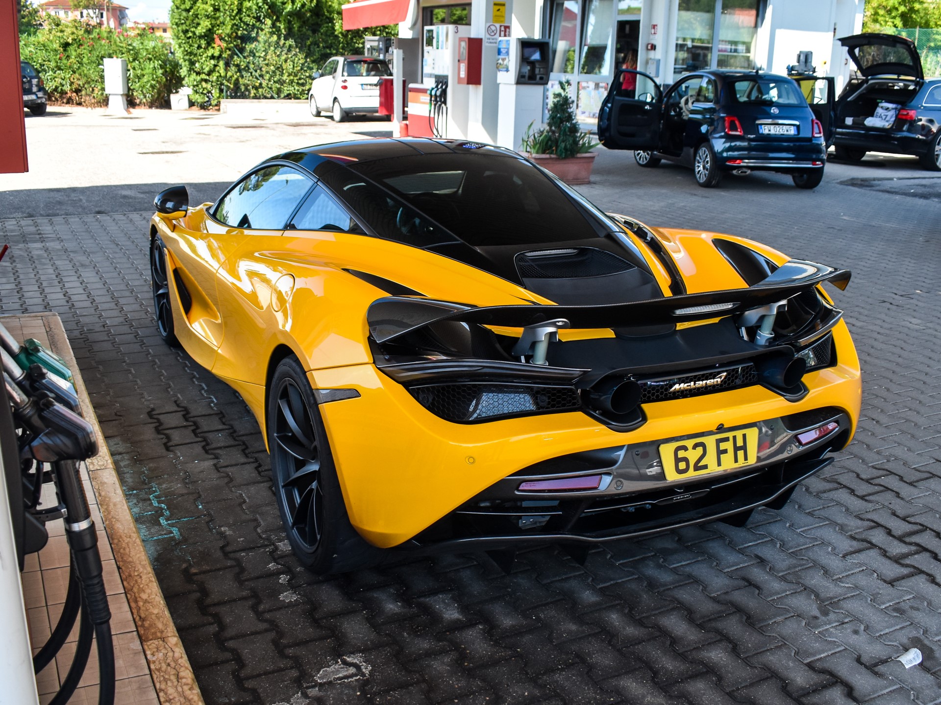 62FH, McLaren 720S 720S, 2017–2023