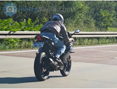 PM BB 70, Yamaha YZF