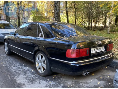 к459тк95, Audi S8