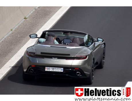 AG 381015, Aston Martin DB11