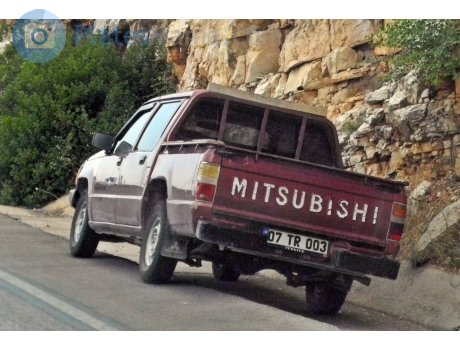 07 TR 003, Mitsubishi L200