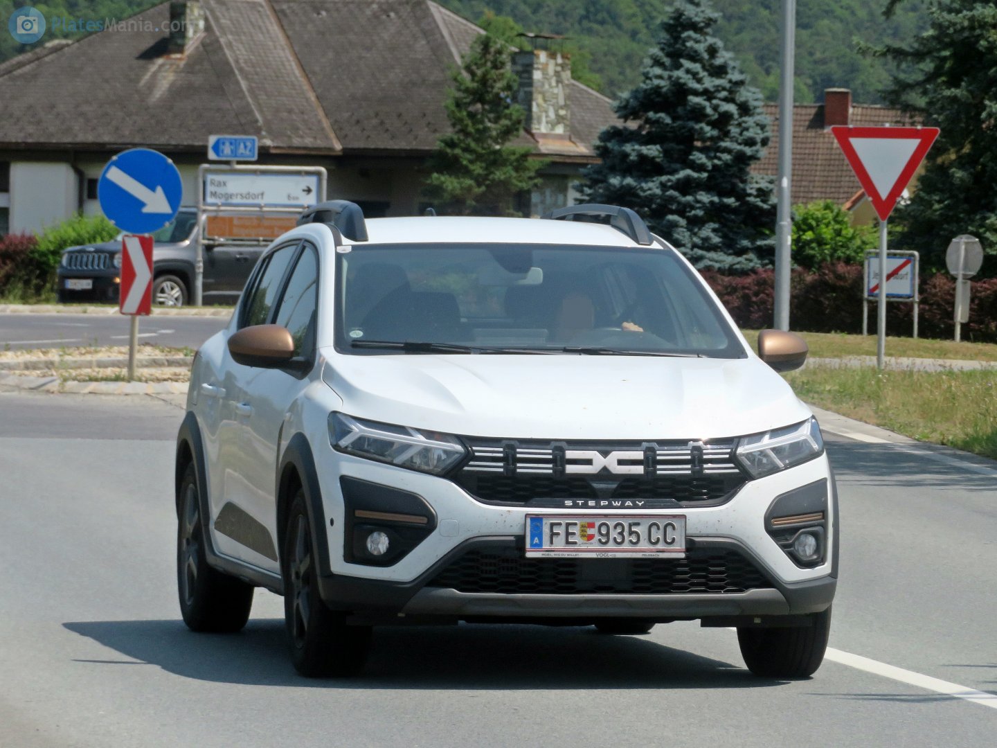 FE 935 CC, Dacia Sandero 3rd gen Stepway (BJI), 2020–