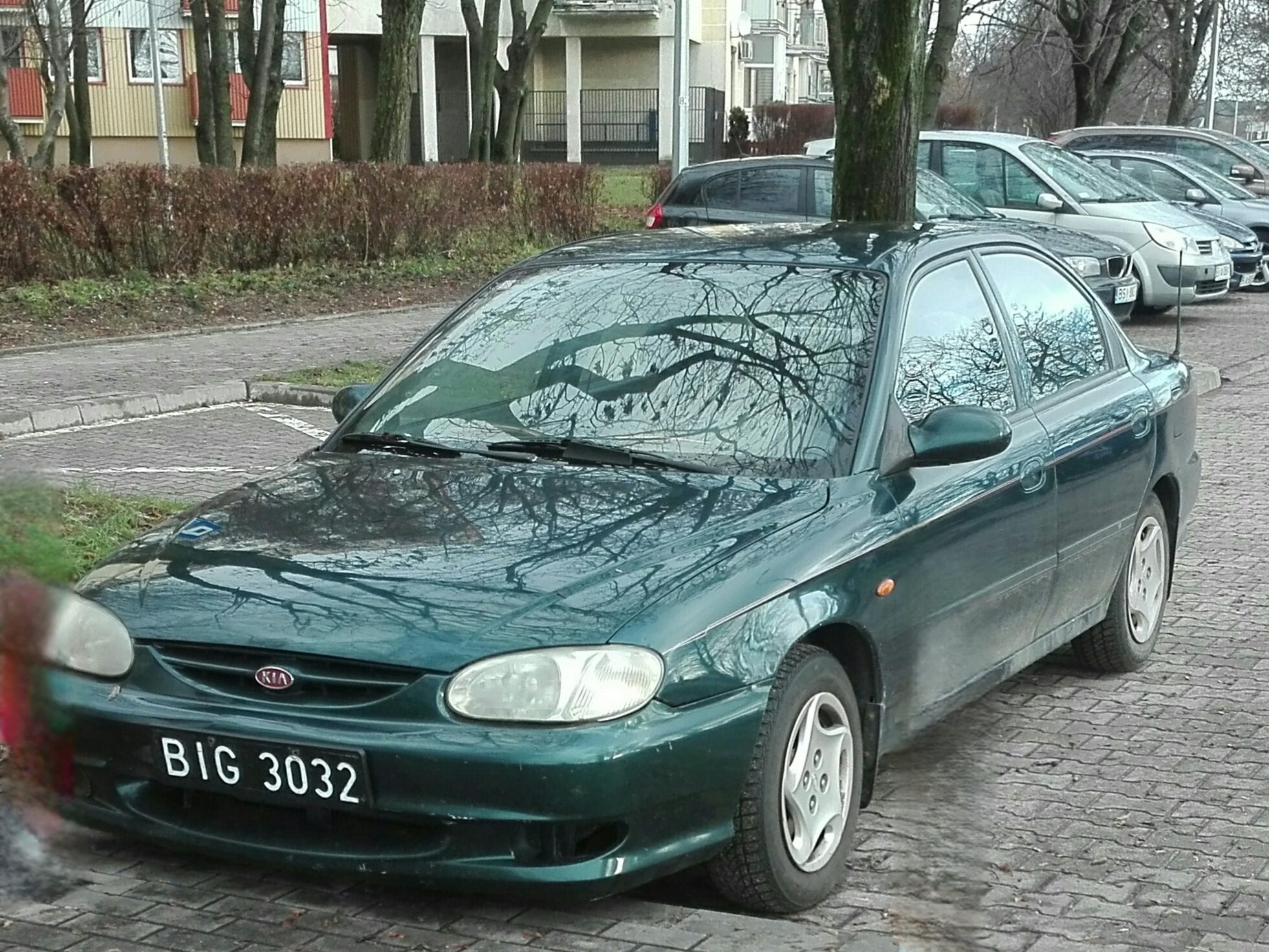 BIG 3032, Kia Sephia 2nd gen Sedan (S-II), 1997–2001