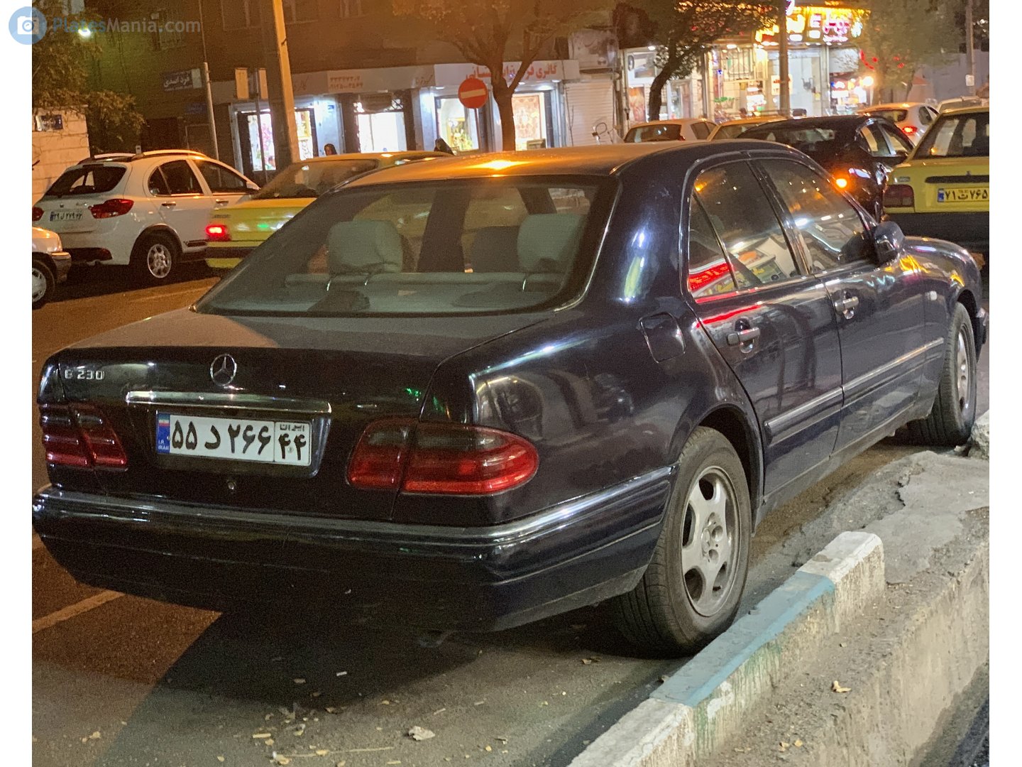 ۵۵د۲۶۶ ۴۴, Mercedes-Benz E-Klasse 2nd gen Sedan (W210), 1995­–2002