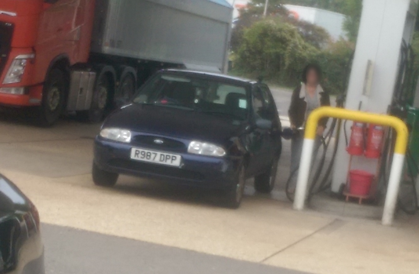 R987DPP, Ford Fiesta 4th gen 3-door Hatch (JAS; BE91), 1995–1999