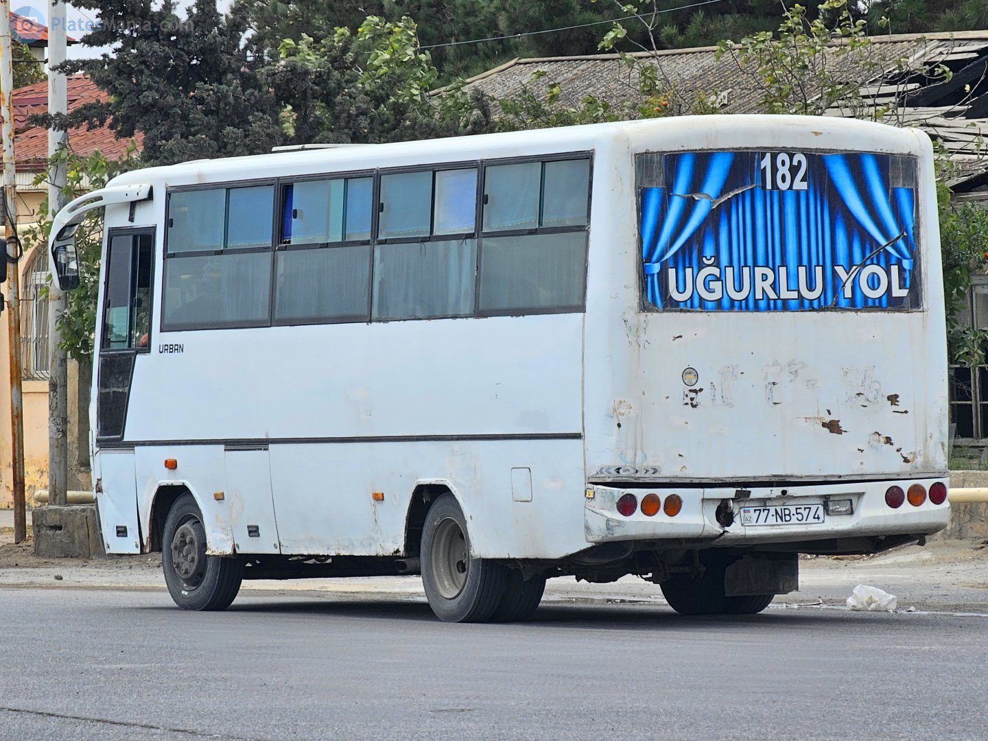 77 NB 574, Isuzu Urban 