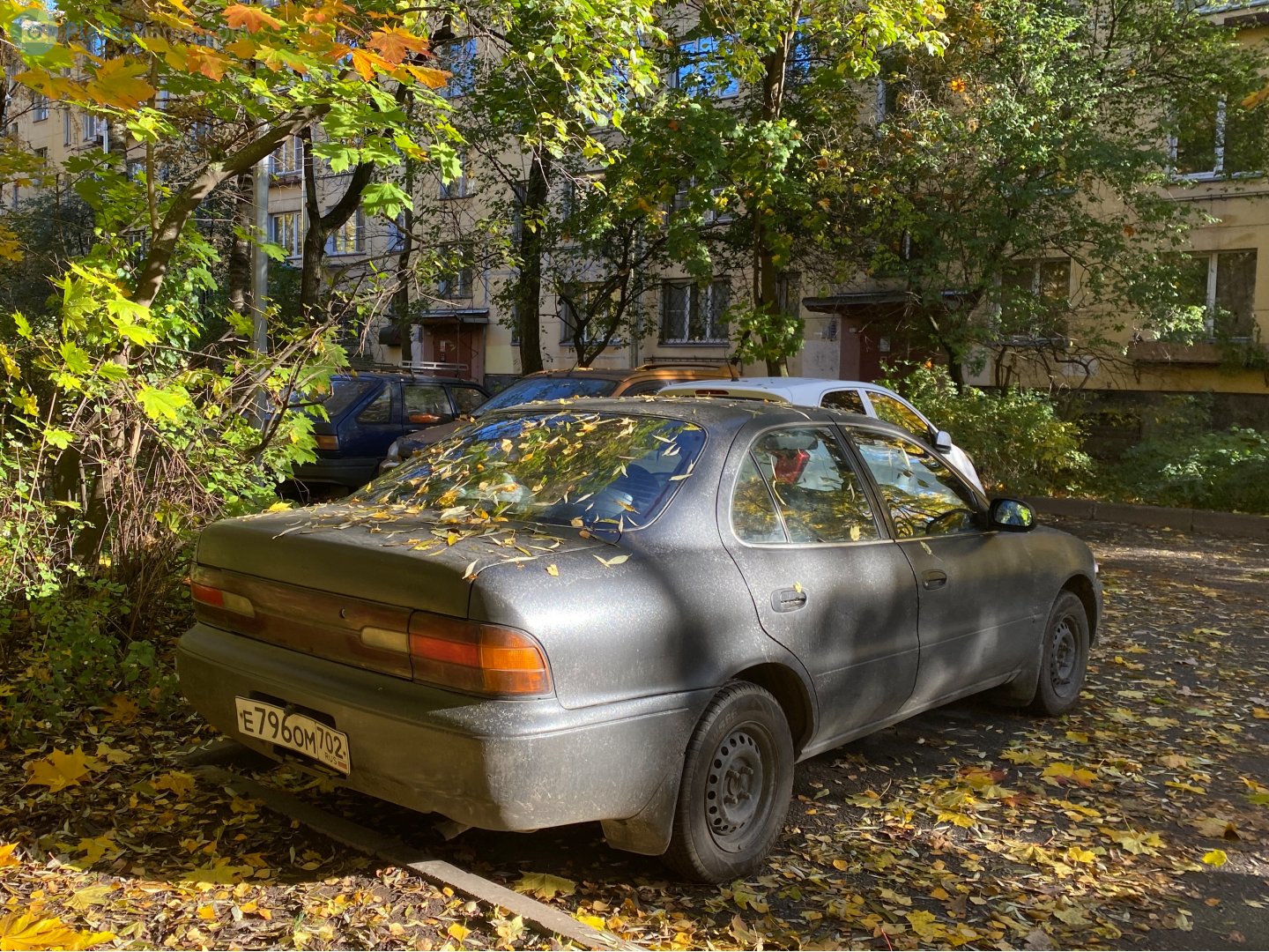 е 796 ом 702, Toyota Sprinter 7th gen Sedan (E100), 1991–1995