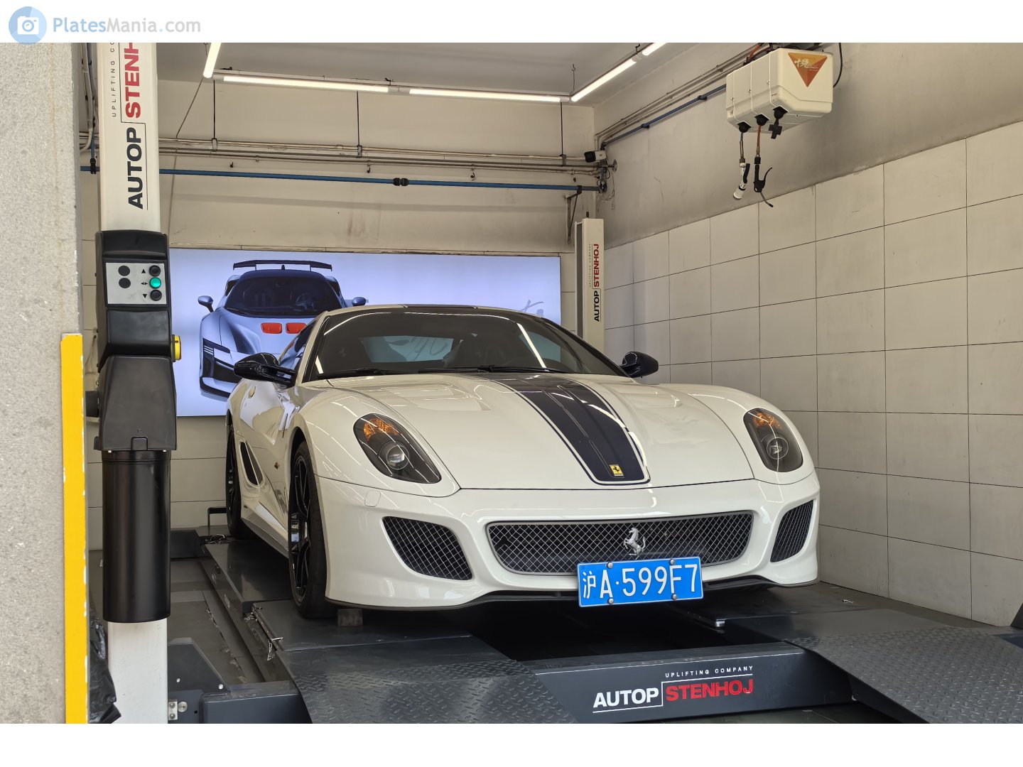 沪A·599F7, Ferrari 599 GTO, 2010–2012