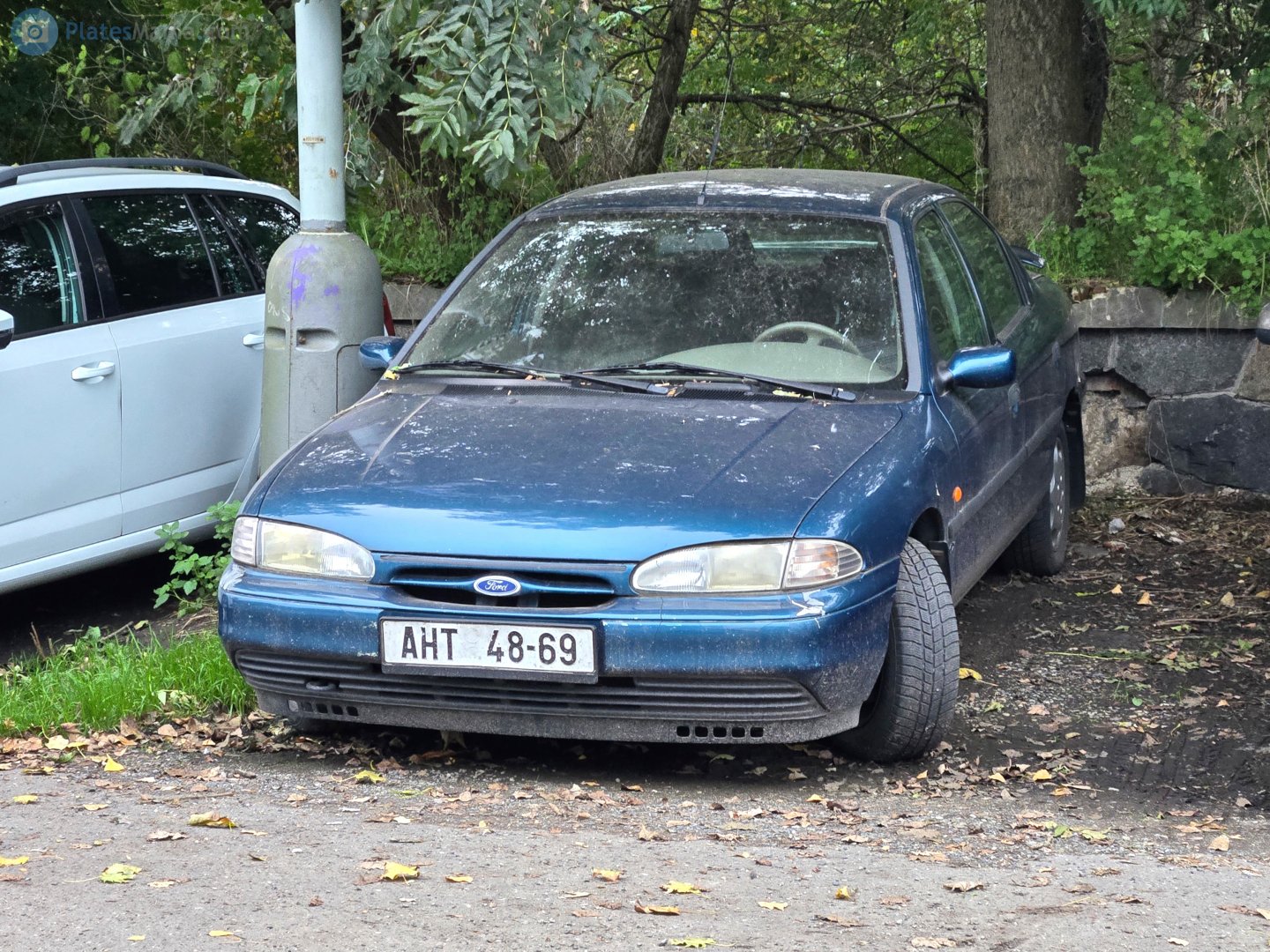 AHT 48-69, Ford Mondeo 1st gen Sedan/Liftback (Mk1; CDW27), 1993–1996