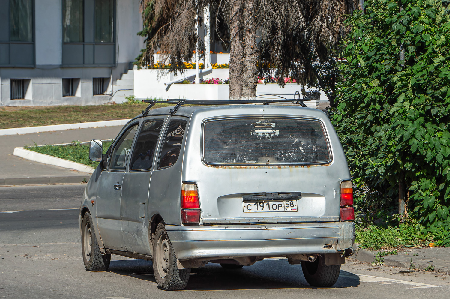 с 191 ор 58, Lada (VAZ) 2120 Надежда 21204 Надежда, 2002­–2005