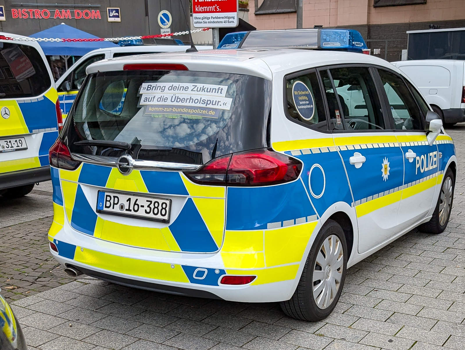 BP 16-388, Opel Zafira 3rd gen Tourer (C; P12), 2011–2016