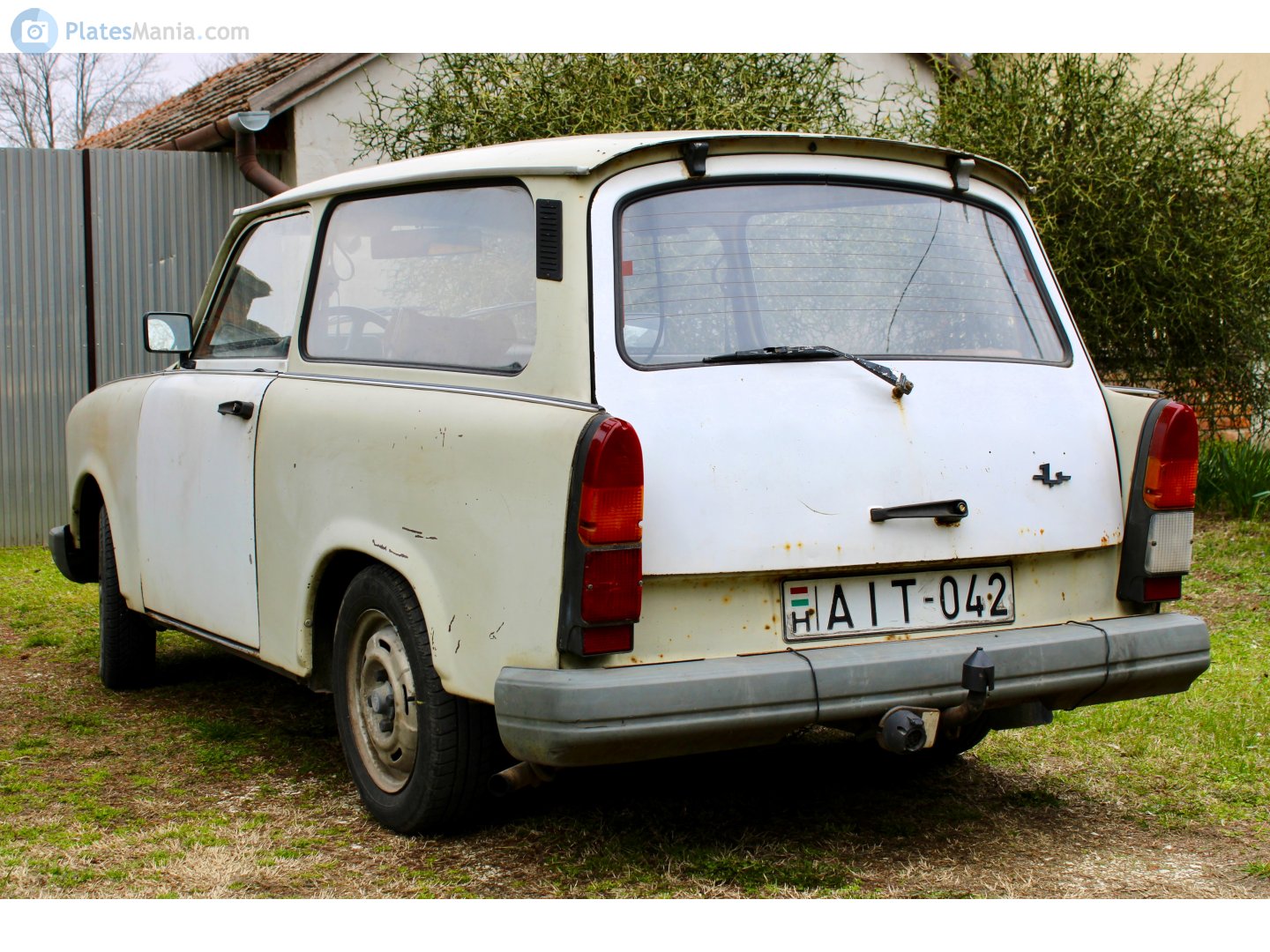 AIT-042, Trabant 1.1 Universal, 1990–1991