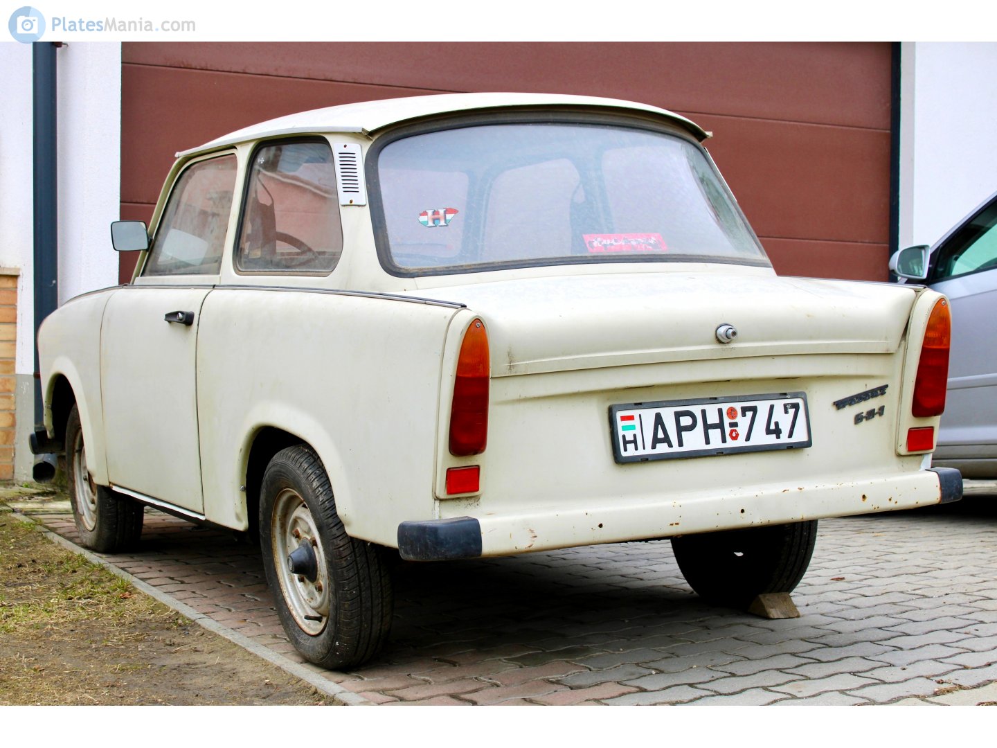 APH-747, Trabant 601 Limousine, 1964–1990