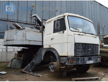 р013ск67, MAZ 5337