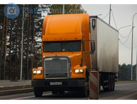 т334нк52, Freightliner FLD