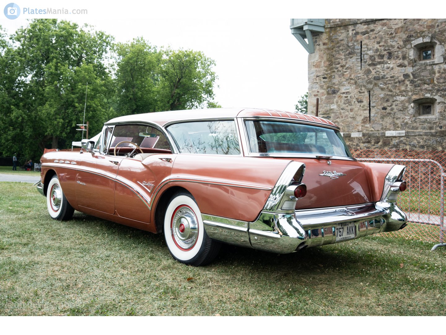 757 AKK, Buick Century 2nd gen (Caballero) 5-door Station Wagon (69; B-body), 4th facelift, 1957–1958