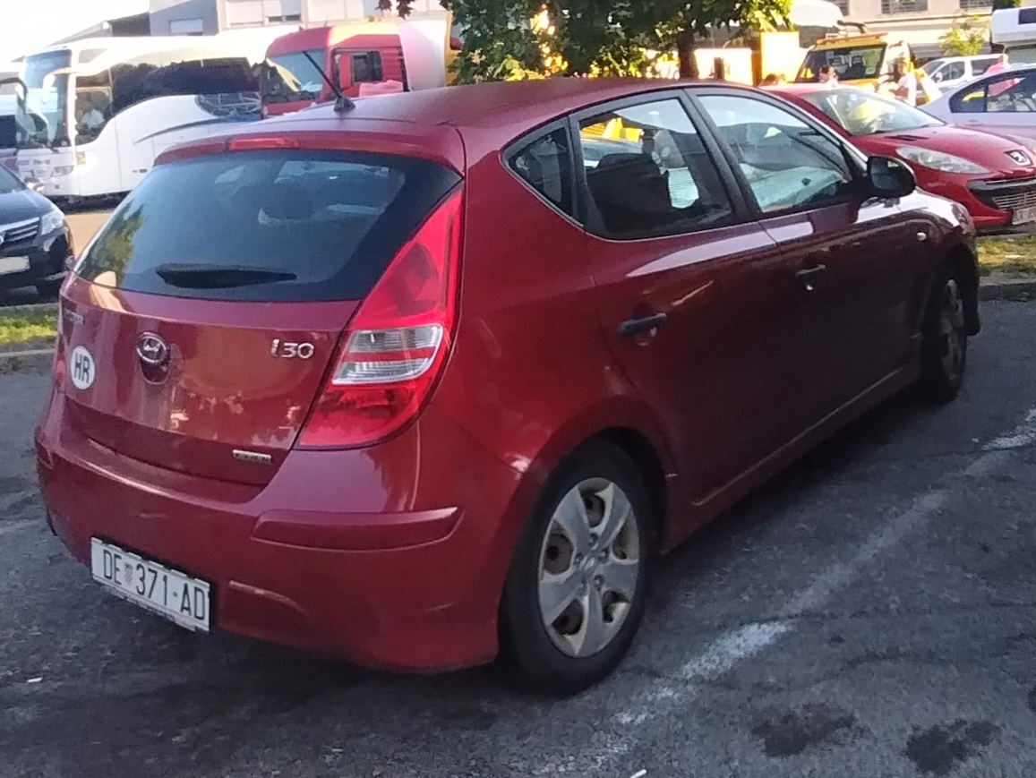 DE 371-AD, Hyundai i30 