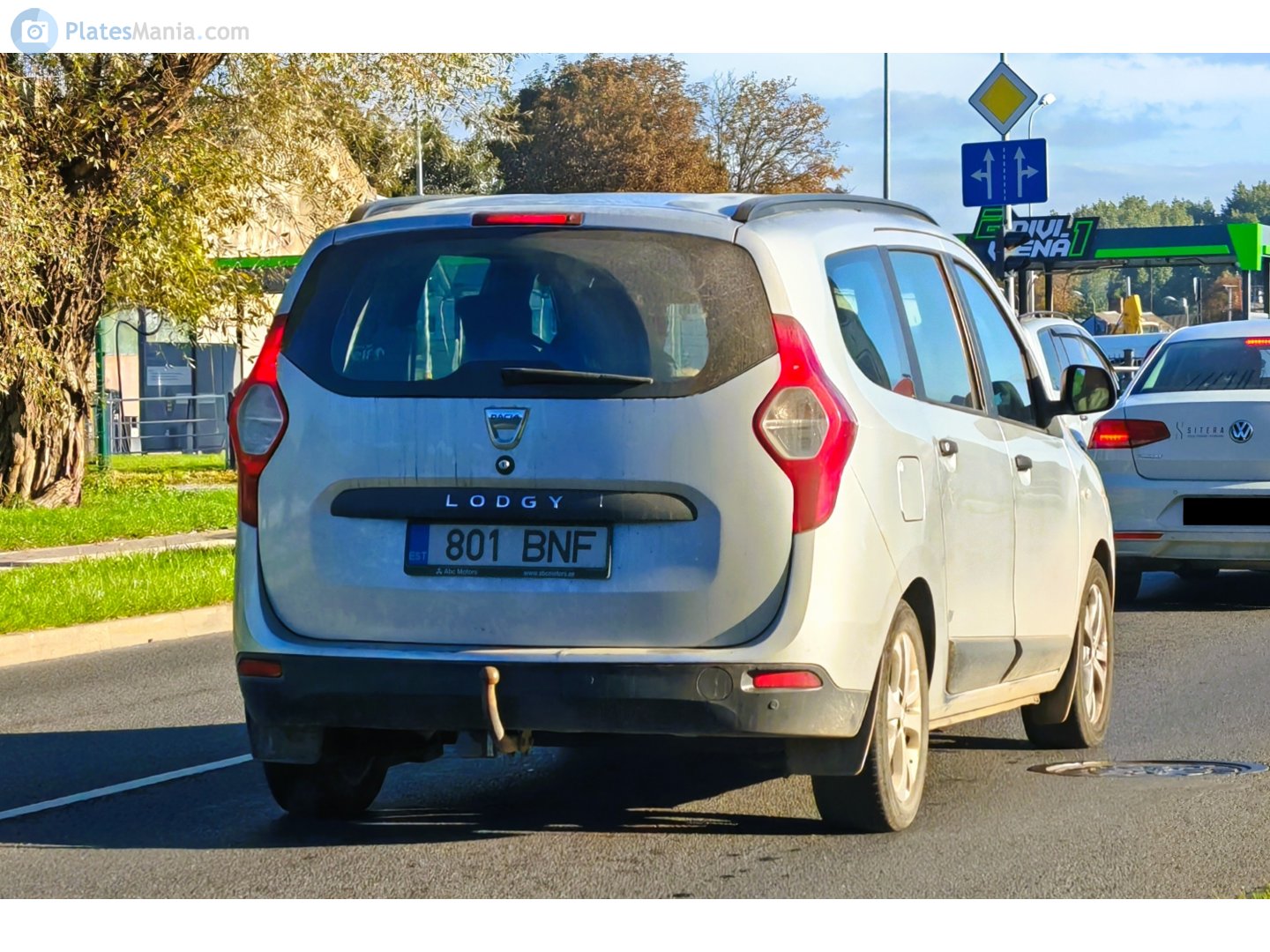 801 BNF, Dacia Lodgy 1st gen (J92), 2012–2022