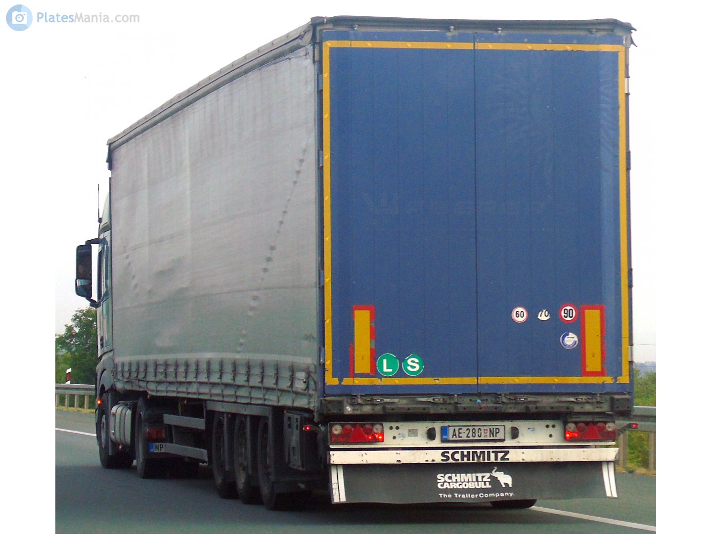 AE-280 NP, Schmitz SCS 